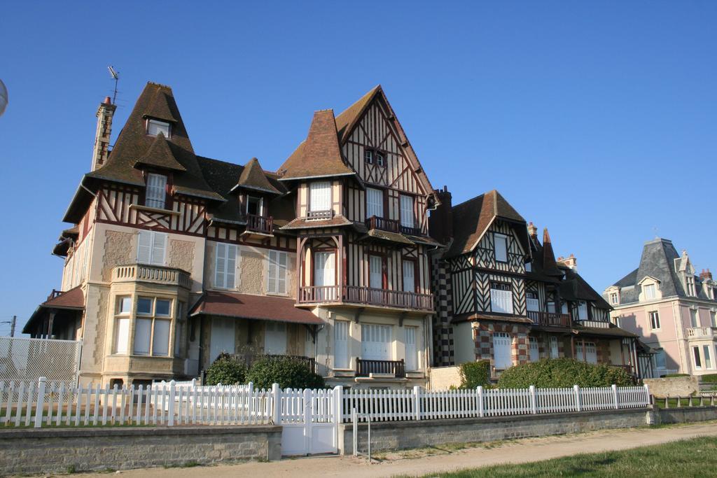 Sphinx Residences - Tempologis Memorial Caen Dış mekan fotoğraf